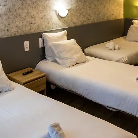 Hotel Luxia & 4*