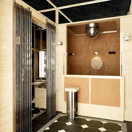 Luxia & Hotel Paris